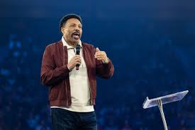 Dr. Tony Evans Biography: Age, Net Worth, Family, Career and Achievements